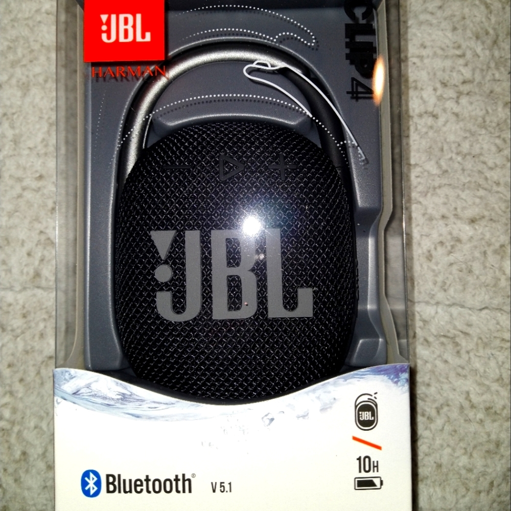 JBL Clip 4 Bluetooth Speaker